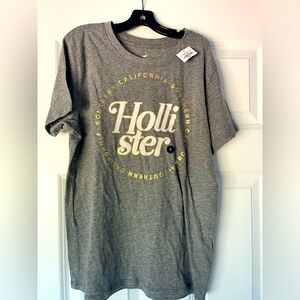 NWT Hollister tshirt size S. Fun gold foil print.